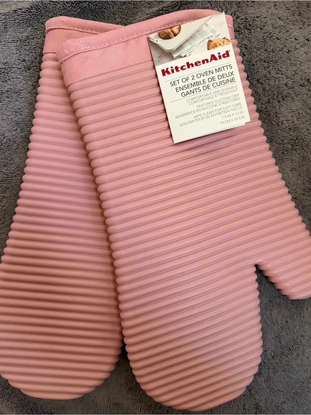 KitchenAid Ribbed Silicone Oven Mitts in Dusty Rose